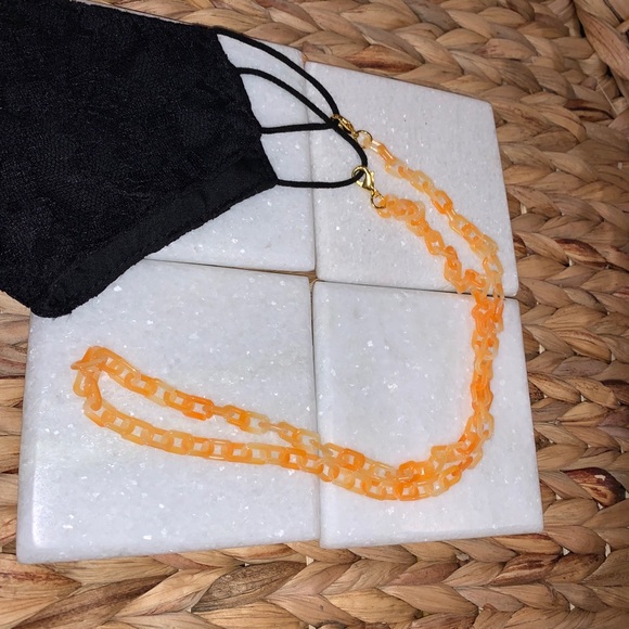 Sunglasses Holder & Mask Chain Orange - Picture 3 of 7